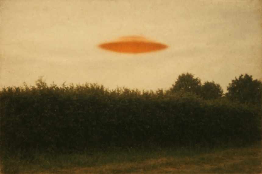 Blurry UFO photo smudges